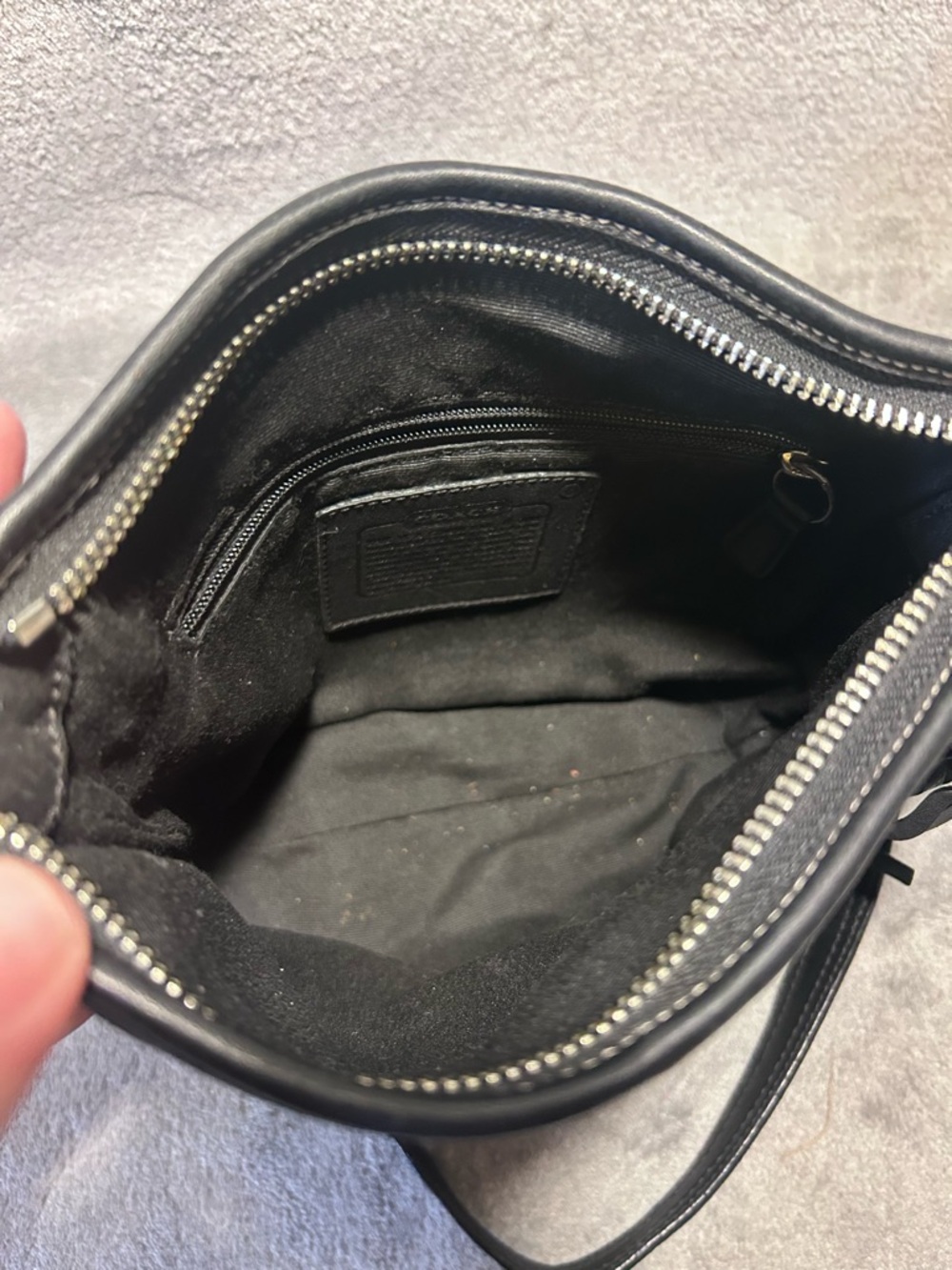 Coach Soho Black Leather Tassel Crossbody Hobo - Picture 10 of 11